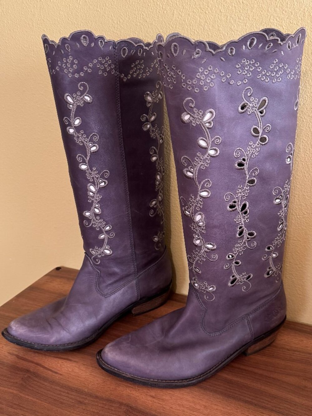 Lucky Brand Women’s Leather Carlal Boot in "Cement" Size 7.5